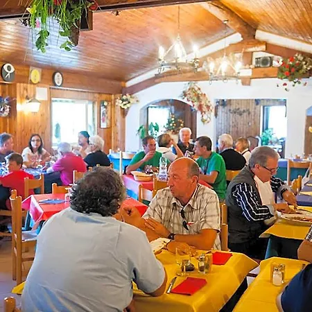 Villaggio Turistico Cervino Üdülőpark
