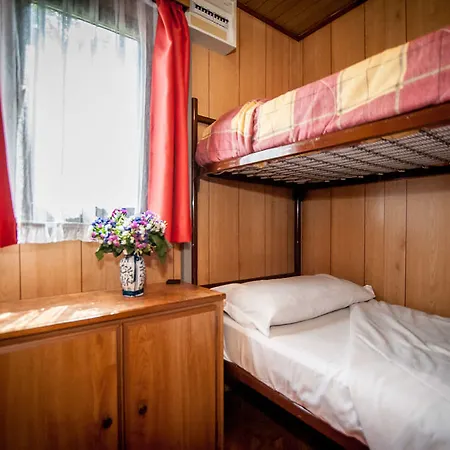 假日公园 维拉吉奥塞维诺旅游营地 Antey-Saint-André